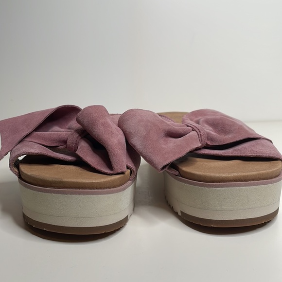UGG JOAN II Suede Platform treadlite sandal Slides, Size 7.5 in pink - Picture 7 of 9